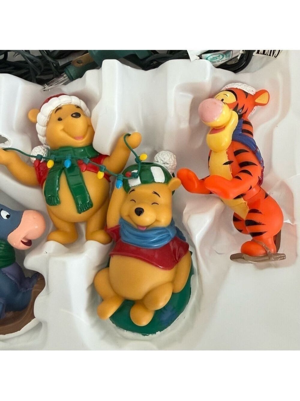 Vintage Disney's Winnie The Pooh EZ Light Tree Trimmer Set Santa Best 2001 - Picture 6 of 16